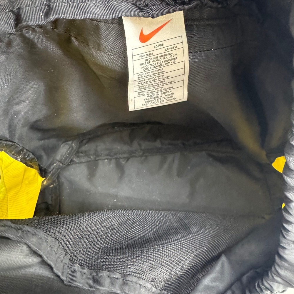 VTG‎ Nike Gym Bag Black Yellow Gray Duffel Travel School Sports Bag Retro Swoosh - Picture 9 of 14